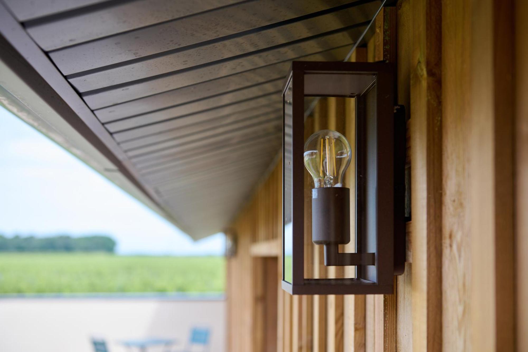 Le Repaire Lagardere Bed & Breakfast Lussac  Bagian luar foto